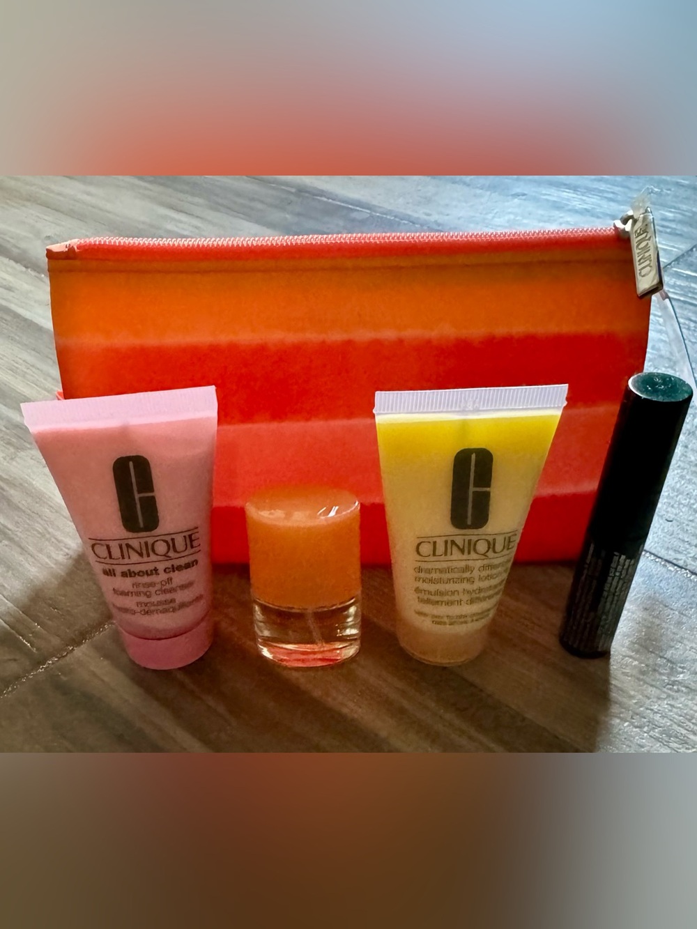 Clinique Sunset Travel Set